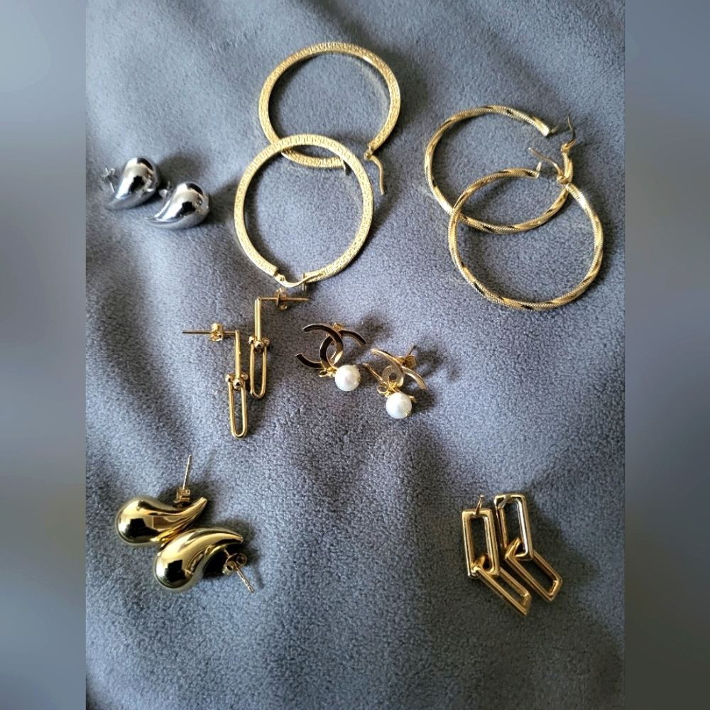 18k Yellow Gold  earrings